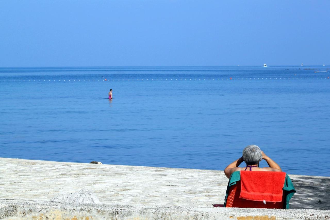 Apartments With A Parking Space Umag - 7039 Extérieur photo
