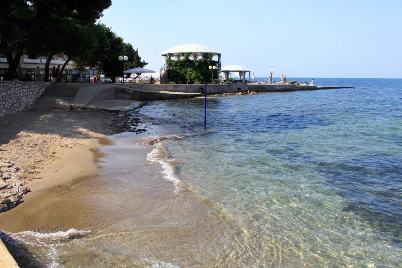 Apartments With A Parking Space Umag - 7039 Extérieur photo