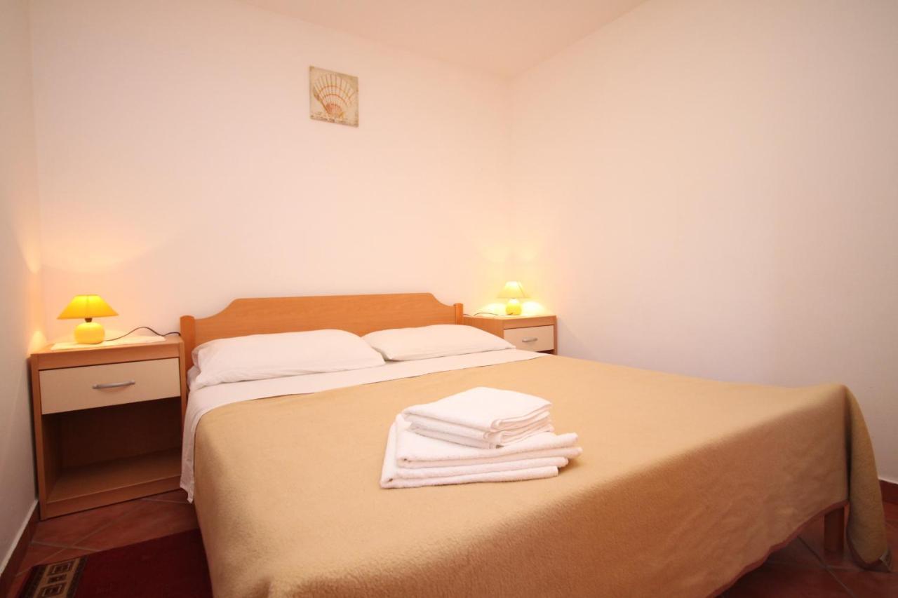 Apartments With A Parking Space Umag - 7039 Extérieur photo